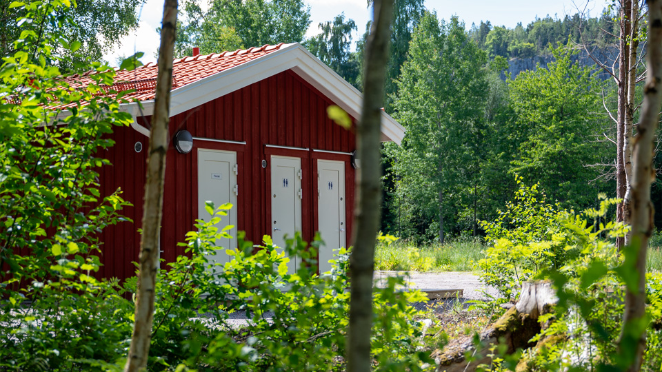 Nya toaletter på Gaddesanna